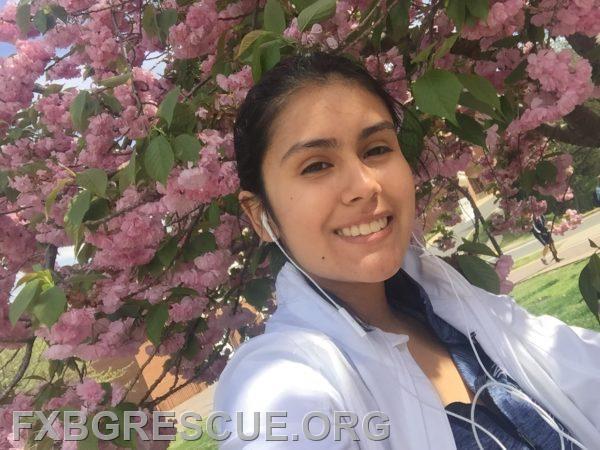 Senior Cindy Ramirez plans to pursue a career in internal medicine, but the Mary Washington biology major is already putting her studies to work as an EMT and president of UMW’s Red Cross club.